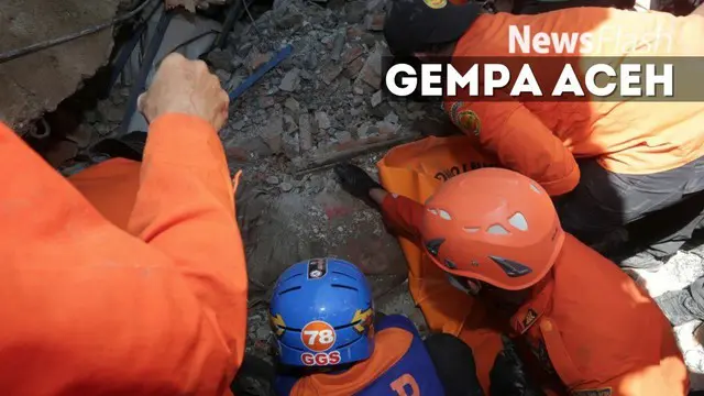 Pencarian korban gempa di Aceh terus dilakukan. Basarnas menurunkan sejumlah alat canggih