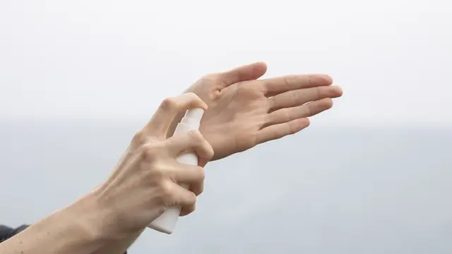 Ilustrasi hand sanitizer