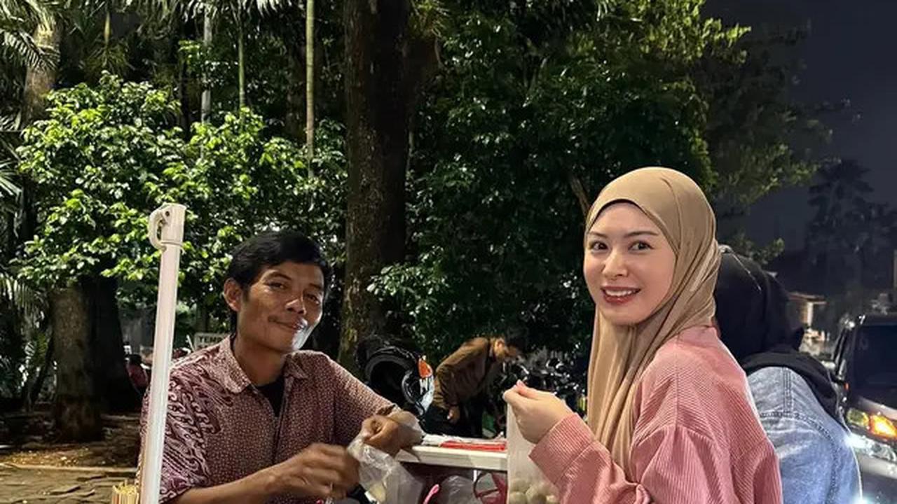 Potret 6 Artis Mualaf Buka Puasa di Momen Ramadan 2025, Agenda Paling Dinantikan