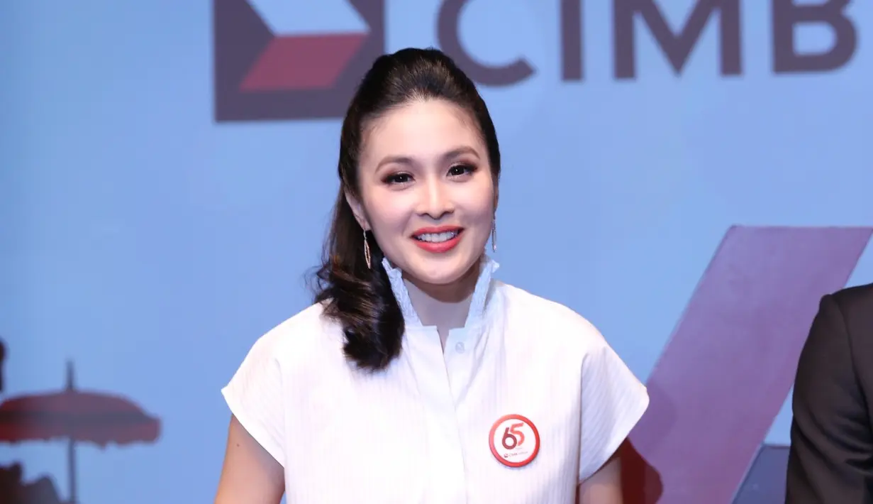 Sandra Dewi (Daniel Kampua/Fimela.com)