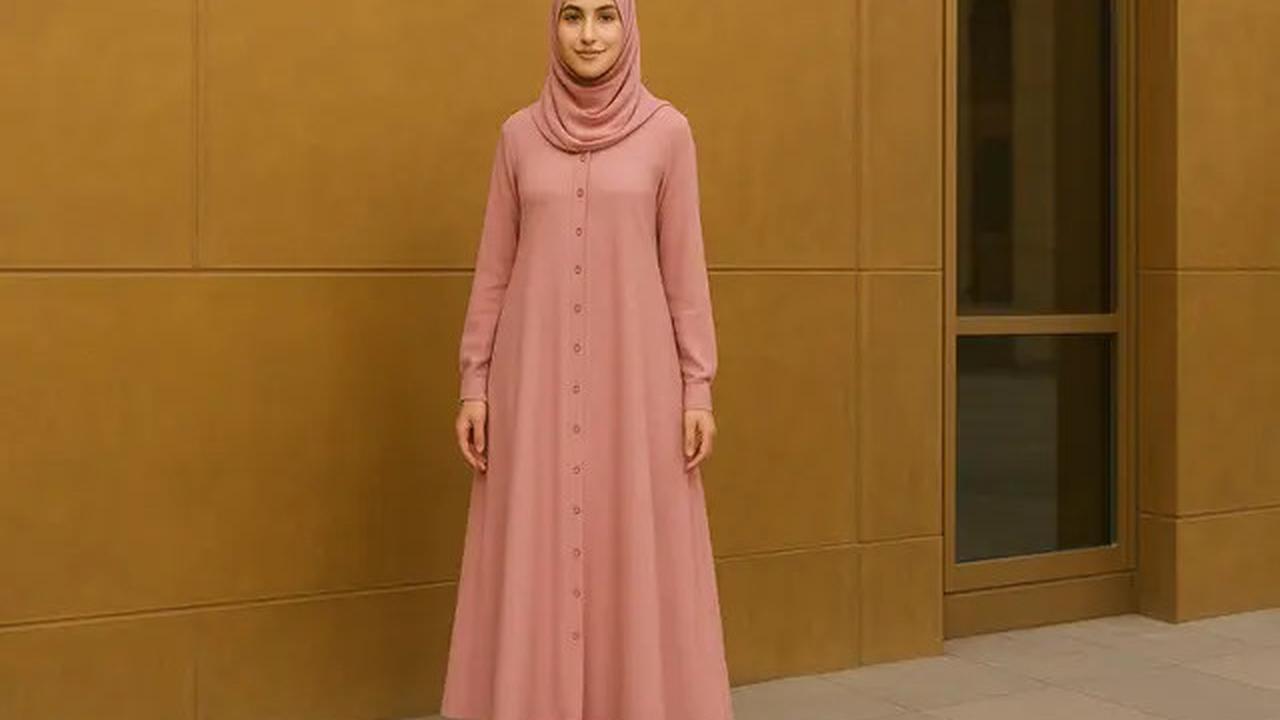 7 Model Gamis Kancing Depan sampai Bawah Terbaru, Tampil Modis saat Idul Adha