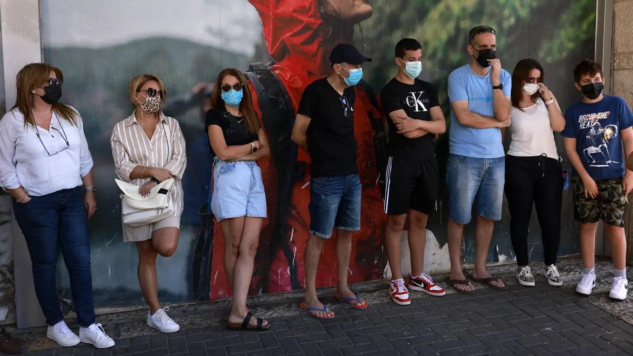 FOTO: Israel Memperketat Pembatasan saat Kasus Covid-19 Melonjak