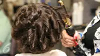 Bersihkan Curling Iron dengan Cara Mudah Berikut Ini