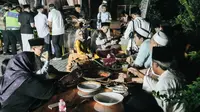 Kaesang Pangarep Safari Ramadan ke Ponpes Minggir Sleman, Cicipi Sate Klatak