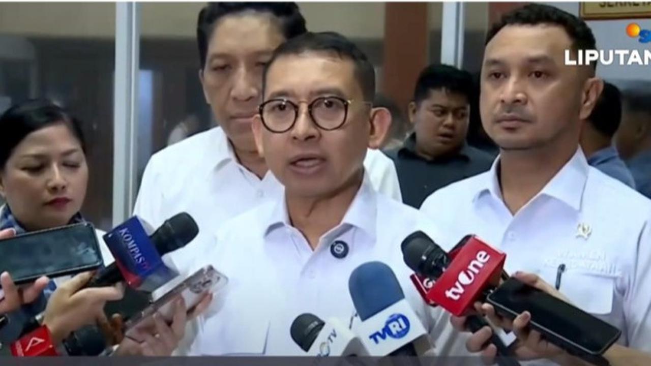 DPR akan Undang Fadli Zon Minta Penjelasan Soal Ucapan Perkosaan Massal 1998 Hanya Rumor