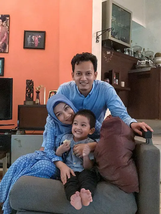 Fedi Nuril dan Vanny Widyasasti (Instagram/fedinuril)