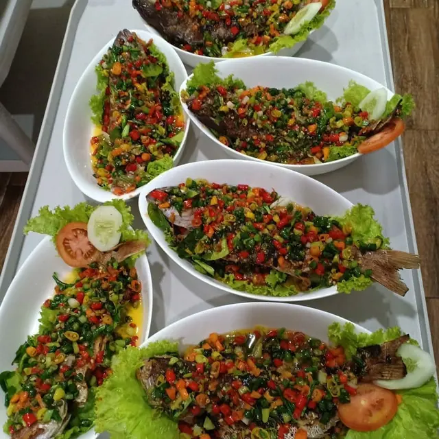 Rekomendasi Kuliner Aceh dengan Cita Rasa Pedas Asli, Banda Seafood.