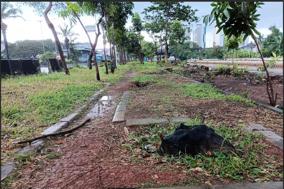 Taman Daan Mogot Siang Hari