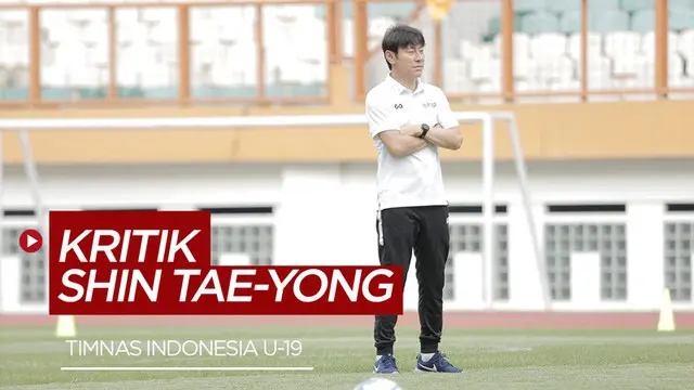 Berita video Pelatih Timnas Indonesia, Shin Tae-yong, mengkritisi lapangan yang dipakai saat seleksi pemain Timnas U-19.