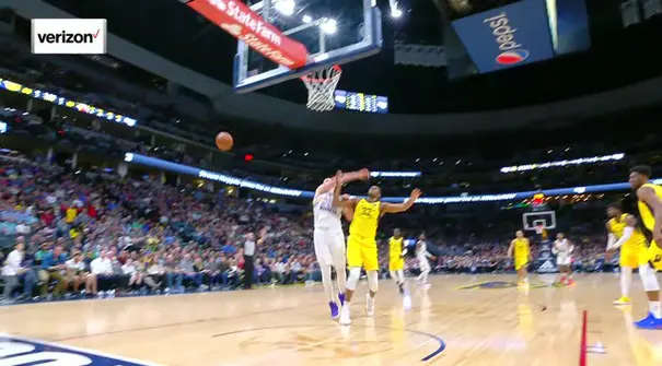 Nikola Jokic turun 26 poin dan naik tujuh rebound saat Nuggets mengalahkan Pacers, 102-100.