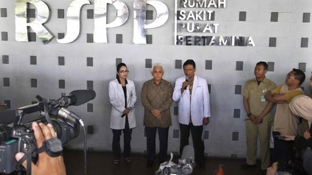 Ditemani dua dokter, Hatta Rajasa jelaskan kondisi anaknya