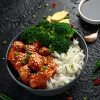 Resep Bowl Ayam Panggang Madu & Sayuran./Copyright depositphotos.com/funandrejs