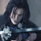 Kate Beckinsale dalam film Underworld. (IMDb/Underworld)