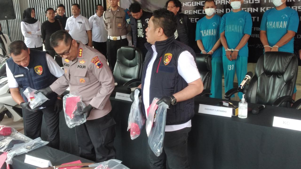 perampokan di rumah juragan sukolilo