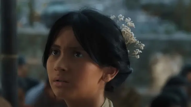 Richelle Skornicki sebagai Sari dalam film Syirik: Danyang Laut Selatan. (Foto: Dok. Ganesa Perkasa Films)