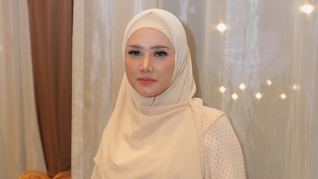 Perjalanan Karir Mulan Jameela, dari Penyanyi Kafe Hinga Anggota Dewan