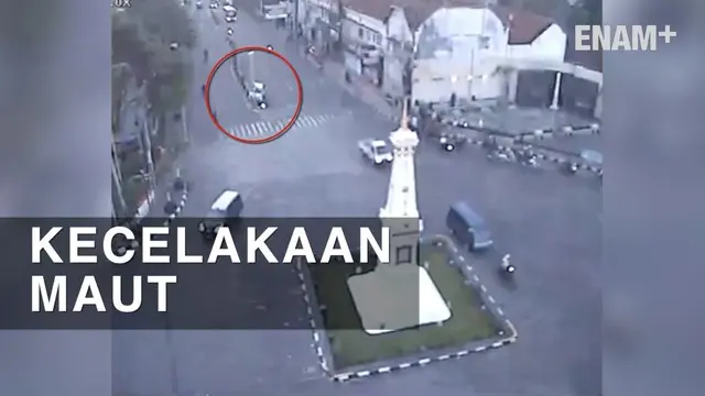 Mobil Mini Bus Avanza menabrak pengendara motor di Yogyakarta