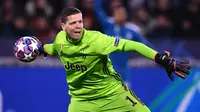 3. Wojciech Szczesny - Kiper Juventus asal Polandia ini memiliki nama yang cukup sulit dibaca oleh komentator sepak bola. Wojciech Szczesny menunjukkan performa luar biasa dalam mengawal gawang Juventus. (AFP/Franck Fife)