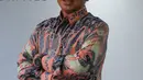 Direktur PT Trimegah Sekuritas Indonesia Tbk Syafriandi Armand Saleh saat sesi foto usai acara RUPST Trimegah Sekuritas di Jakarta, Rabu (26/8/2020). Perusahaan mencatatkan kinerja positif pada 2019 dana kelolaan hingga Rp 2,08 triliun, tumbuh 15% dari tahun lalu. (Liputan6.com/Fery Pradolo)