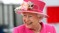 Sebagai Ratu Inggris, ternyata Ratu Elizabeth II memiliki hak istimewa yang tidak dimiliki keluarga kerajaan lain (Sumber foto: idntimes.com)