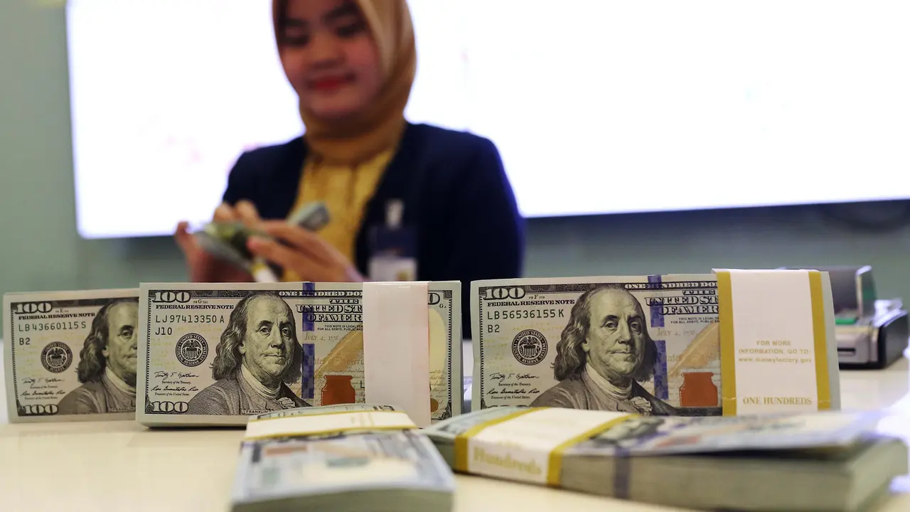 Rupiah Menguat Tipis atas Dolar