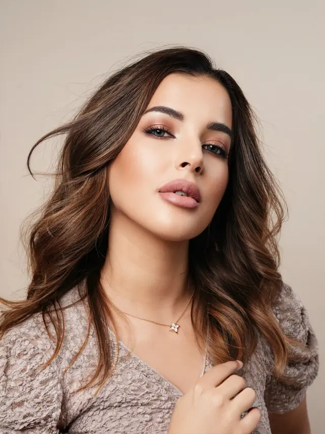 Tasya Farasya Tampil Anggun dengan Soft Glam Makeup Look, Inspirasi Tampilan Elegan untuk Segala Momen