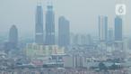 Suasana pemukiman dan gedung pencakar langit diambil dari kawasan Grogol, Jakarta, Rabu (11/11/2020). Gubernur Bank Indonesia, Perry Warjiyo mengaku optimis pertumbuhan ekonomi Indonesia ke depan akan lebih baik pasca pandemi Covid-19. (Liputan6.com/Angga Yuniar)