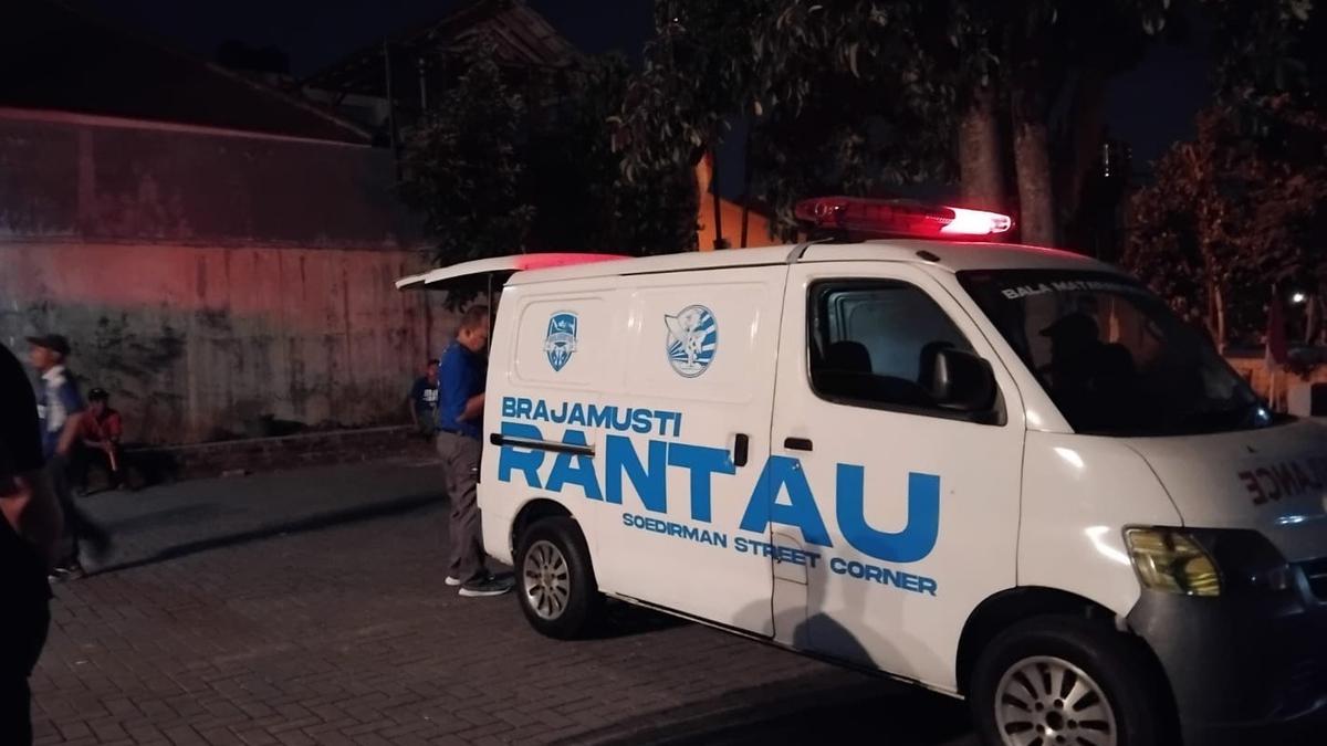 Jelang BRI Super League, Suporter PSIM Sumbang Ambulans untuk Bala Mataram Rescue