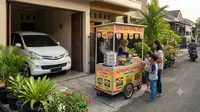 12 Ide Jualan Depan Rumah yang Tetap Menjaga Fungsi Garasi Kendaraan, Praktis dan Menguntungkan
