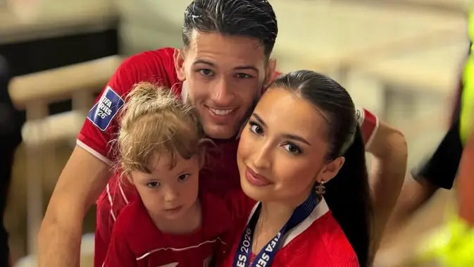 Justin Hubner dan Jennifer Coppen: Perjalanan Cinta dan Kelahiran Kamari