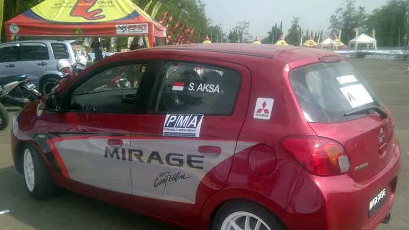 Team Mitsubishi Mirage FBRT Sports