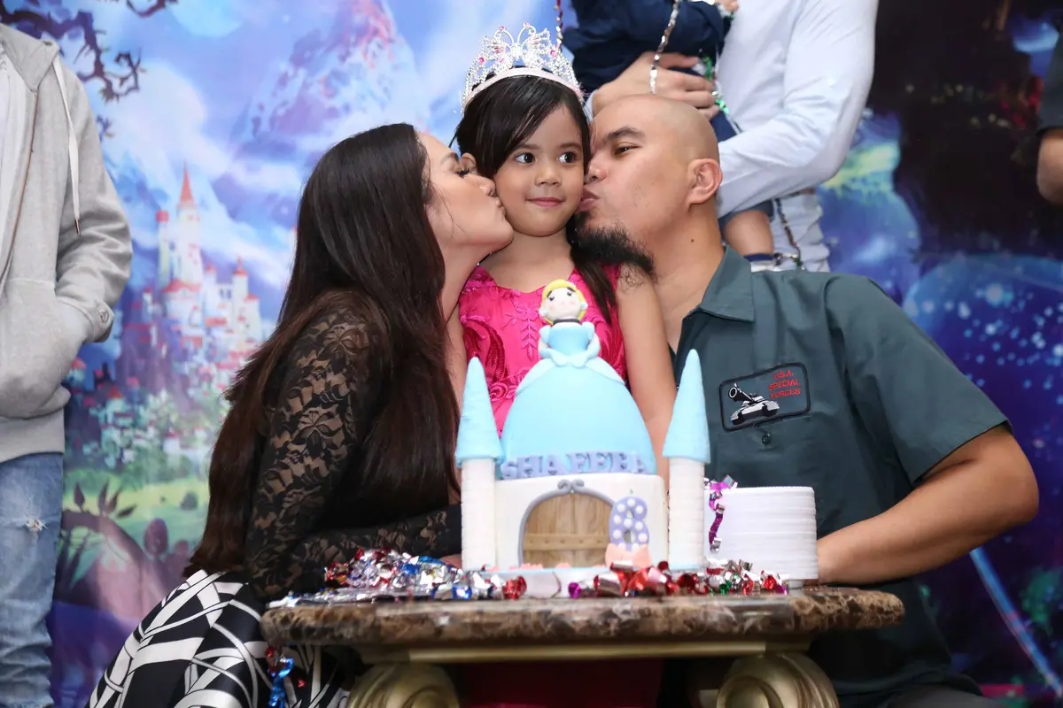 Mulan Jameela dan Ahmad Dhani