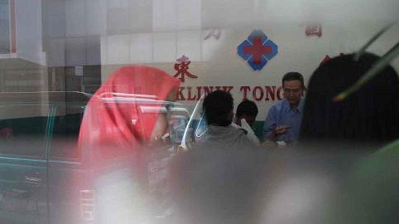 Mengintip tempat praktik pengobatan klinik Tong Fang