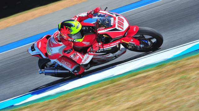 Pembalap Astra Honda Racing Team, Awhin Sanjaya (AHRT) di Asia Road Racing Championship (ARRC) 2019 Kelas 250 cc.