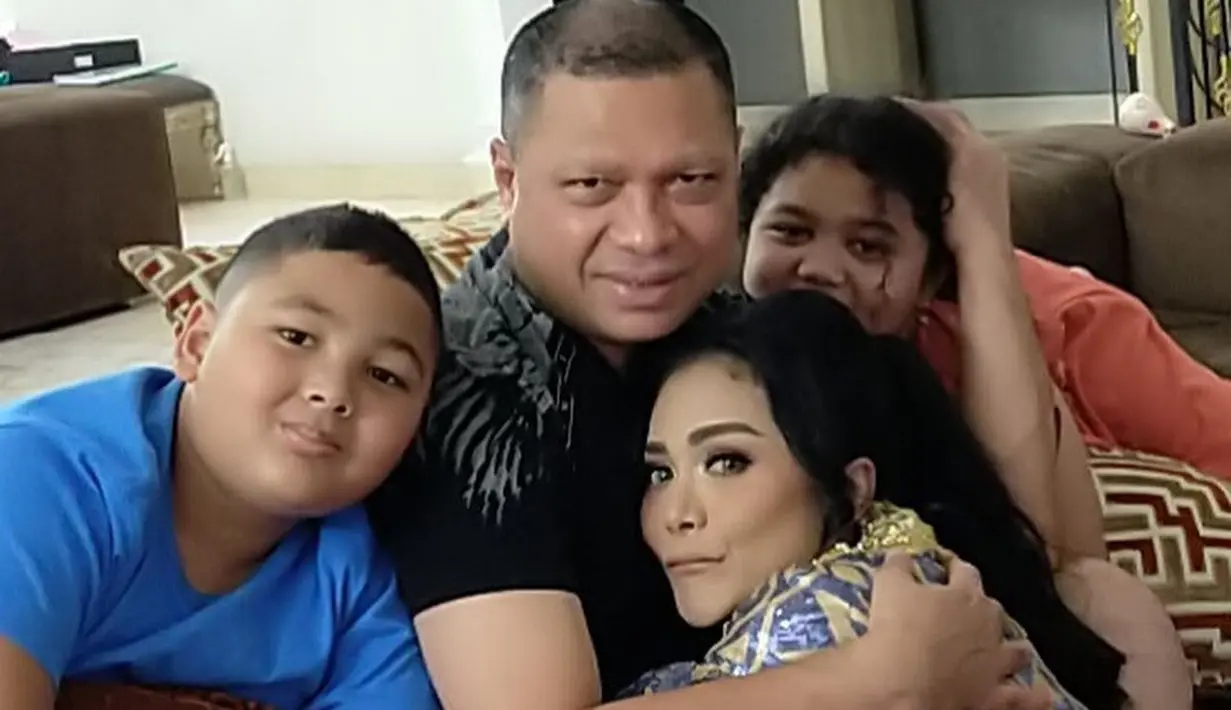 Krisdayanti dan Raul Lemos (Instagram/krisdayantilemos)