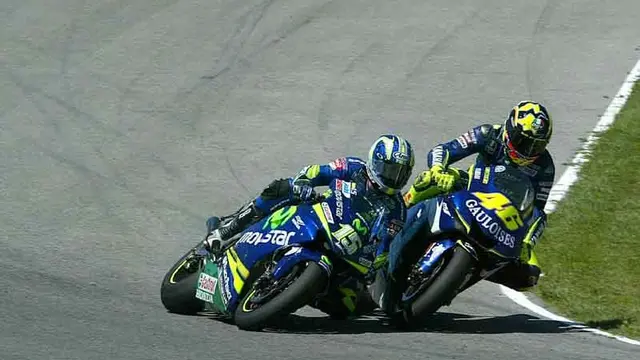 Valentino Rossi vs Sete Gibernau