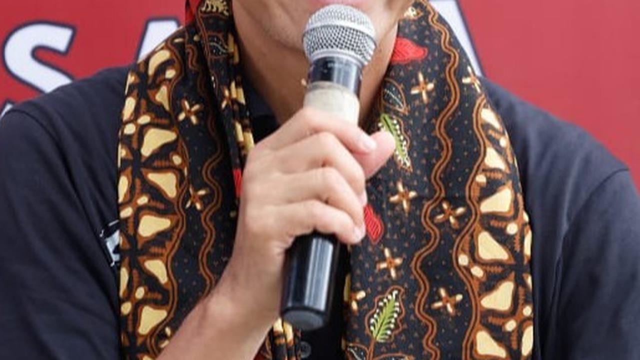 Nongkrong Bareng Gen Z, Ganjar Beri Wejangan Pentingnya Proses Kreatif dan Restu Orang Tua untuk Sukses