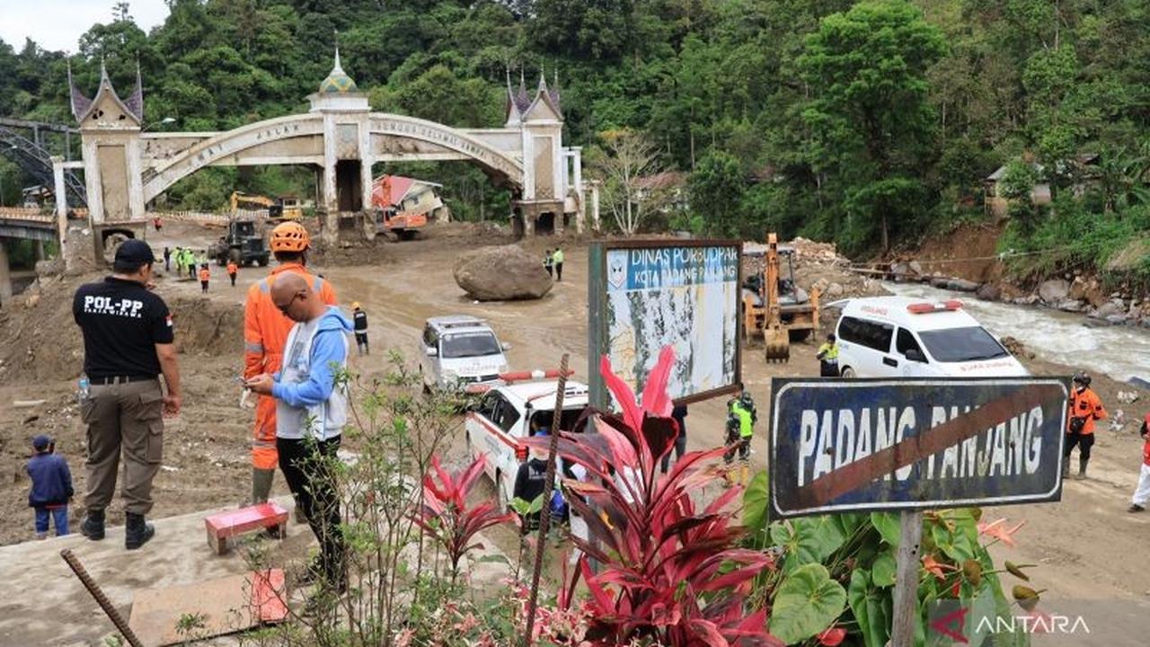 Pencarian Prajurit TNI Hilang Akibat Banjir Bandang di Sumbar Terus Diintensifkan