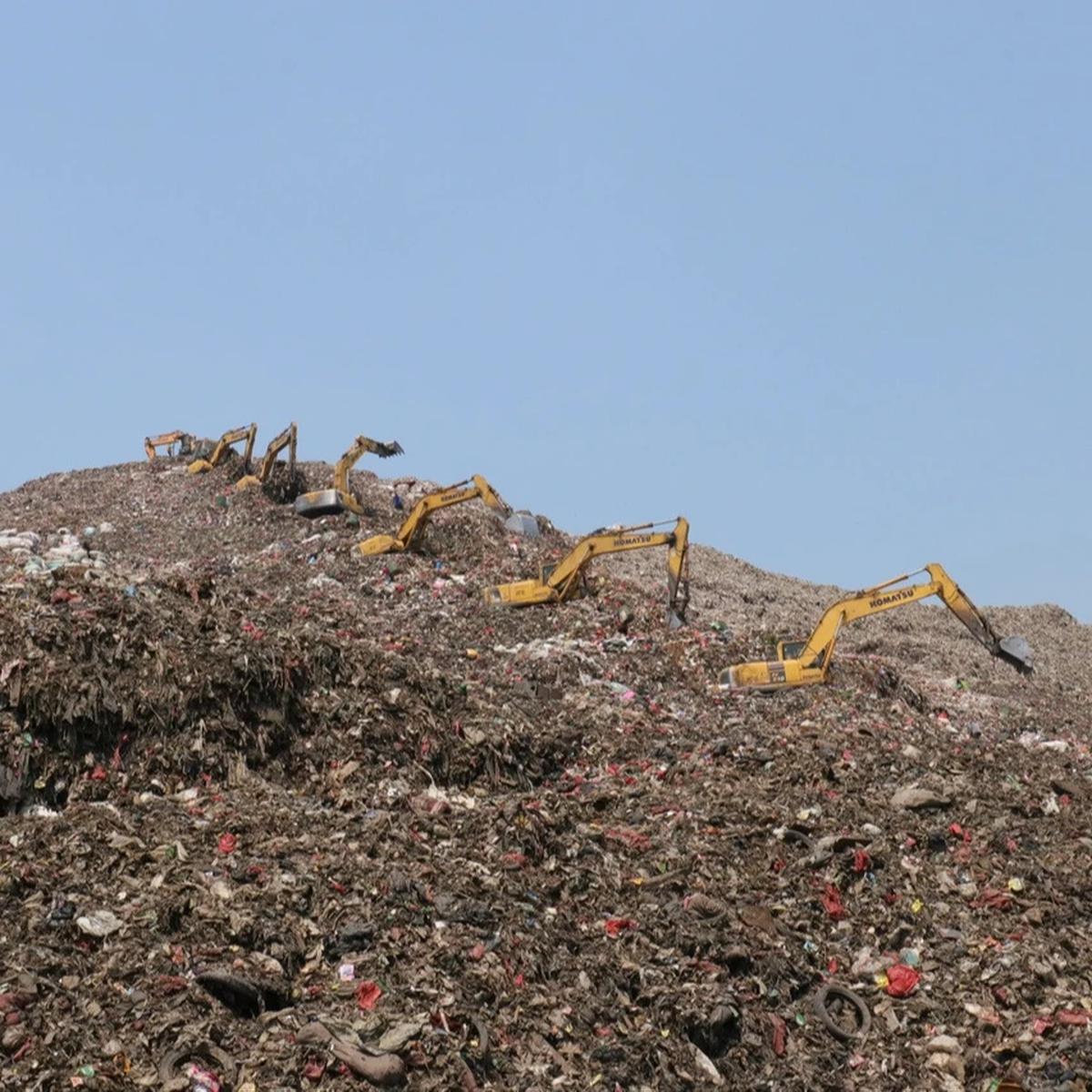 Bukit Sampah Bantargebang