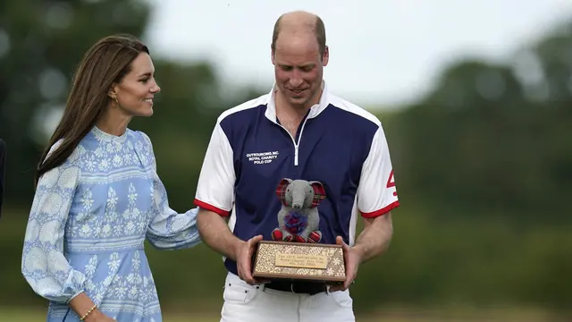 Pangeran William dan Kate Middleton. (Andrew Matthews/PA via AP)