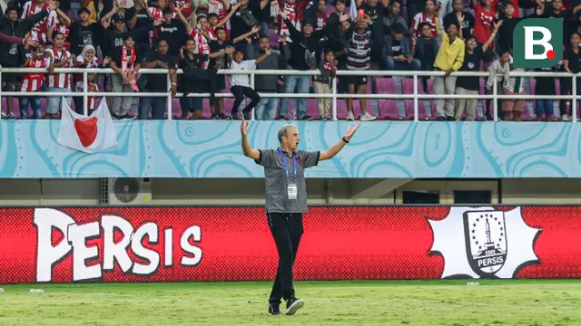 Persis Solo