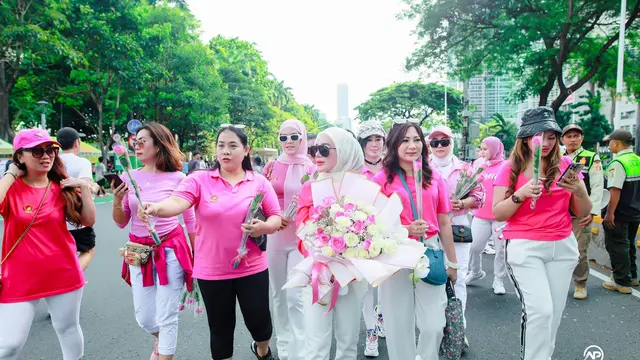 Devita Rusdy saat  Car Free Day di Jakarta, Minggu (3/12/2023)