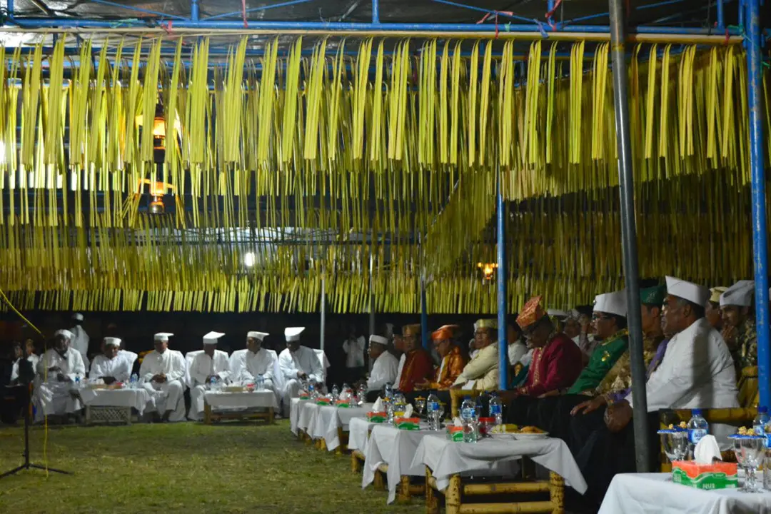 Ritual dan prosesi adat mengawali Festival Tidore 2018 yang berlangsung sejak 30 Maret hingga 12 April 2018. (Foto: Dok. Kemenpar)
