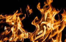 Mobil Terbakar di Universitas Trisakti, Terdengar Ledakan hingga Api Merambat ke Gedung F Kampus