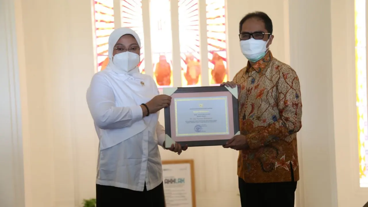 Menaker Ida Apresiasi Kontribusi Bio Farma Jaga Ketersediaan Vaksin COVID-19