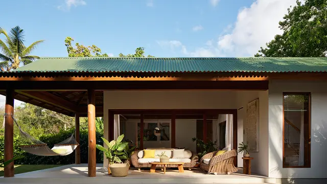 Model Rumah Mungil Tapi Punya Teras Luas