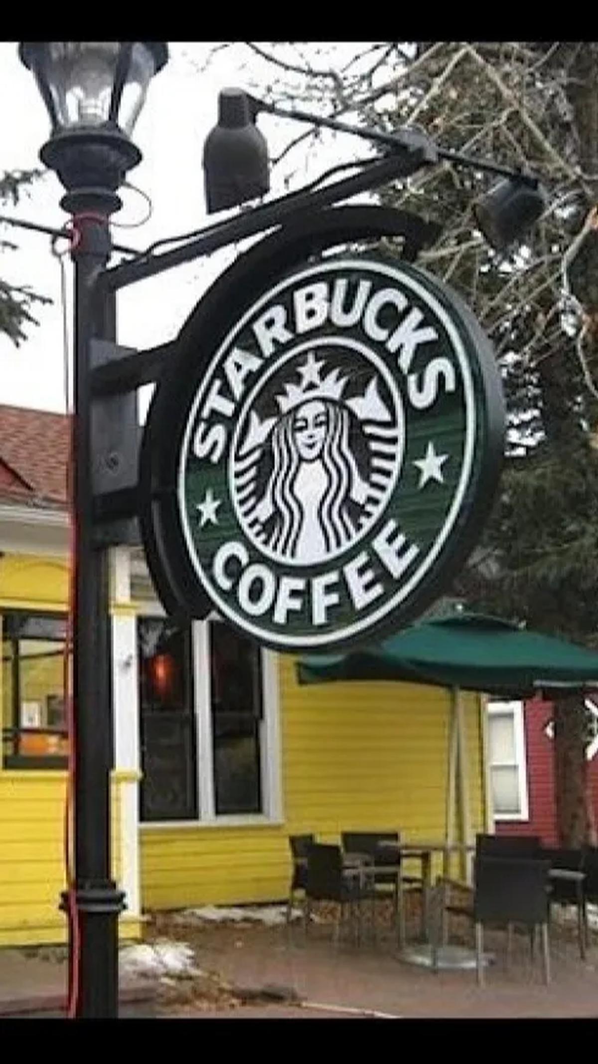 Lantas siapa yang menjabat sebagai CEO Starbuks saat ini?
