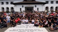 Forum Komunikasi Klub & Komunitas Otomotif (FK3O) regional Jawa Barat menggelar Kopi Darat Gabungan (Kopdagab) bertempat di Gedung Sate, Bandung, (10/9/2017).(Istimewa)