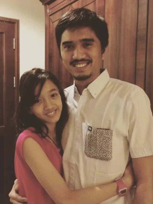 [Bintang] Kedekatan Duta Sheila On 7 dan Keluarga