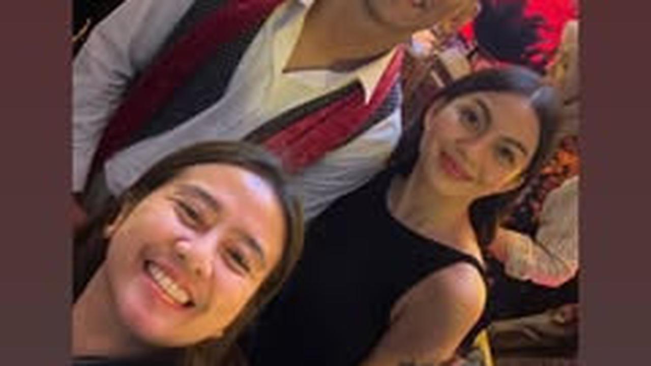 Ariel Tatum dan Daffa Wardhana Dikabarkan Pacaran, Dapat Bunga saat Valentine - Buatkan Pancake Bentuk Love